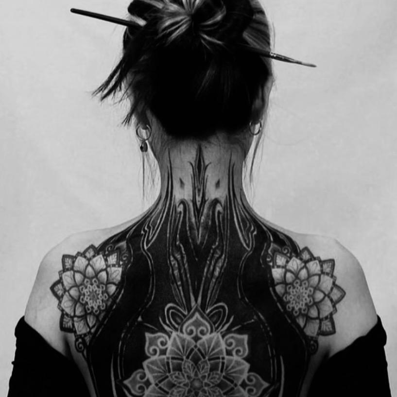 西门一翘
