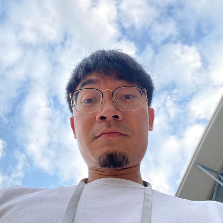 努力更新的阿镜