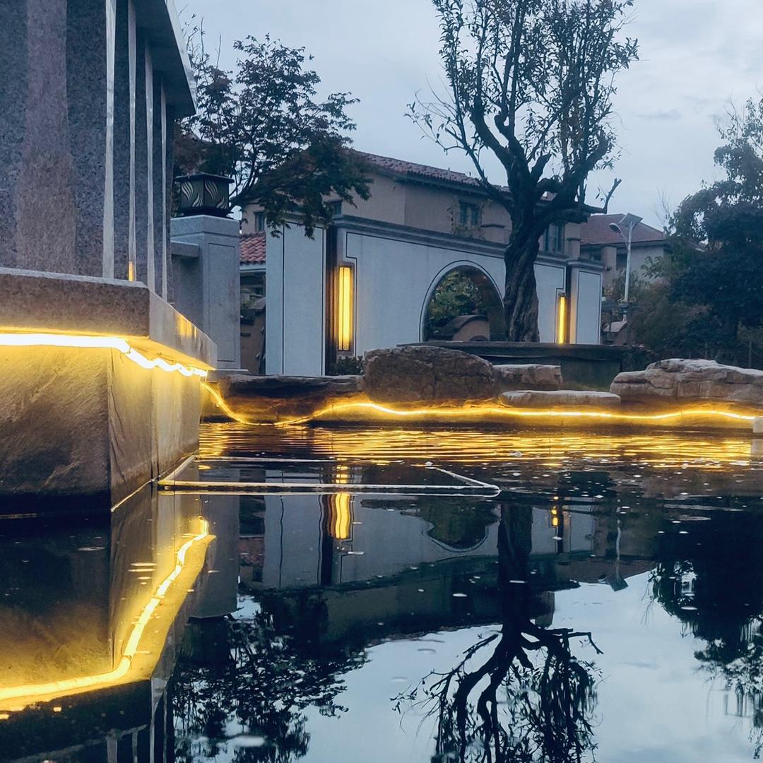 周鑫 hui 造院
