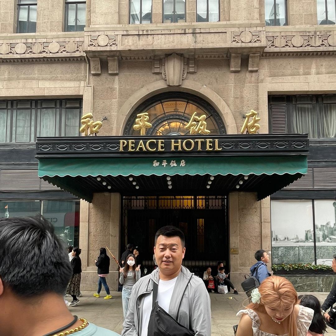 内蒙古旅游包车