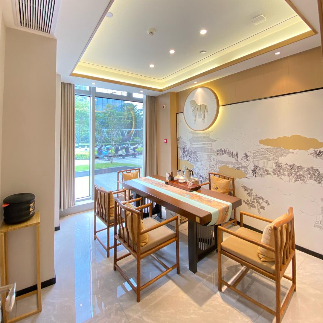 小月月在八马茶业