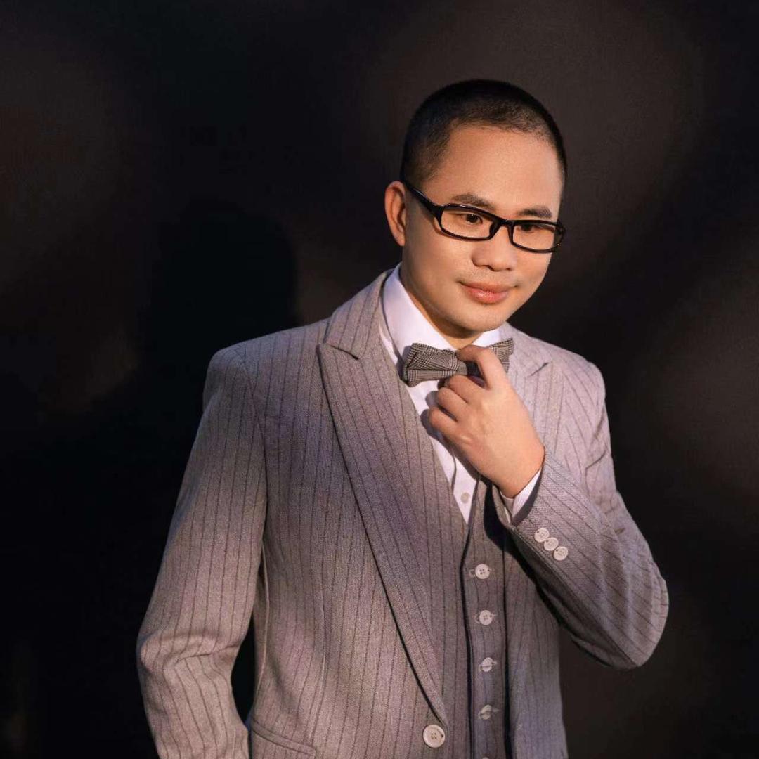 丁翔小哥