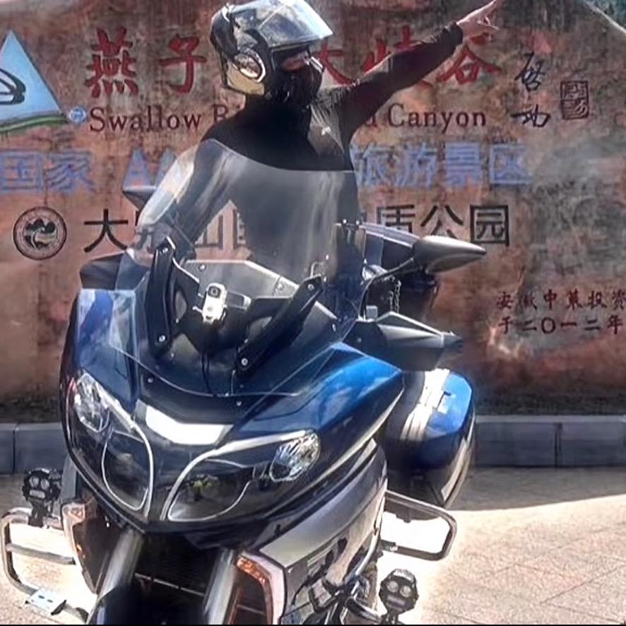 王老大(爱机车爱骑行)