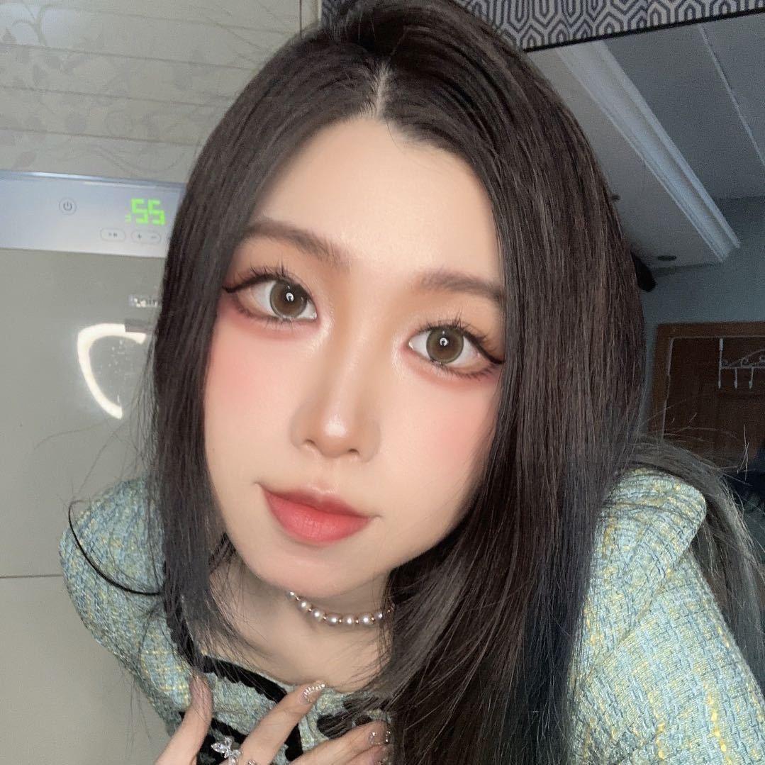 小音符YiYi（莫莫本人）