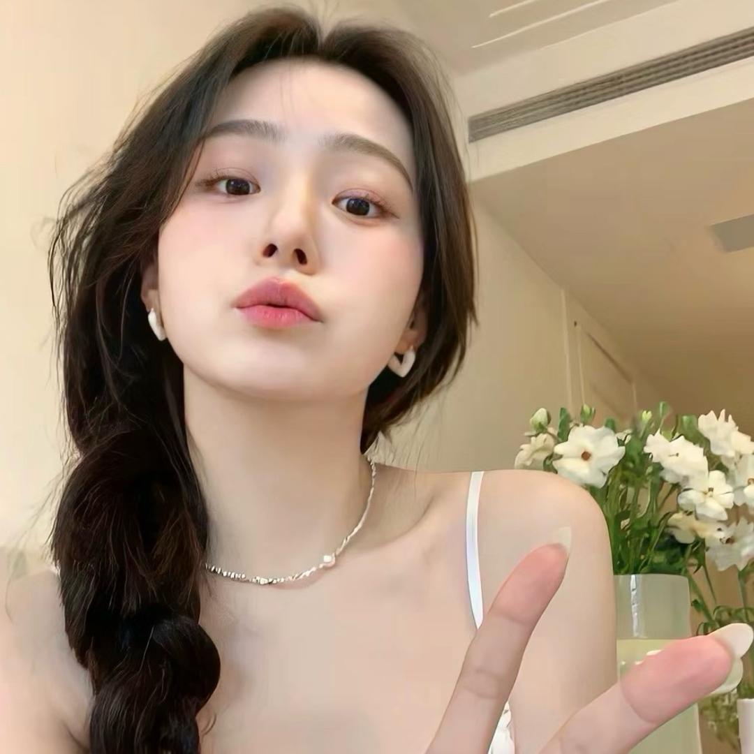 敏 敏 吖