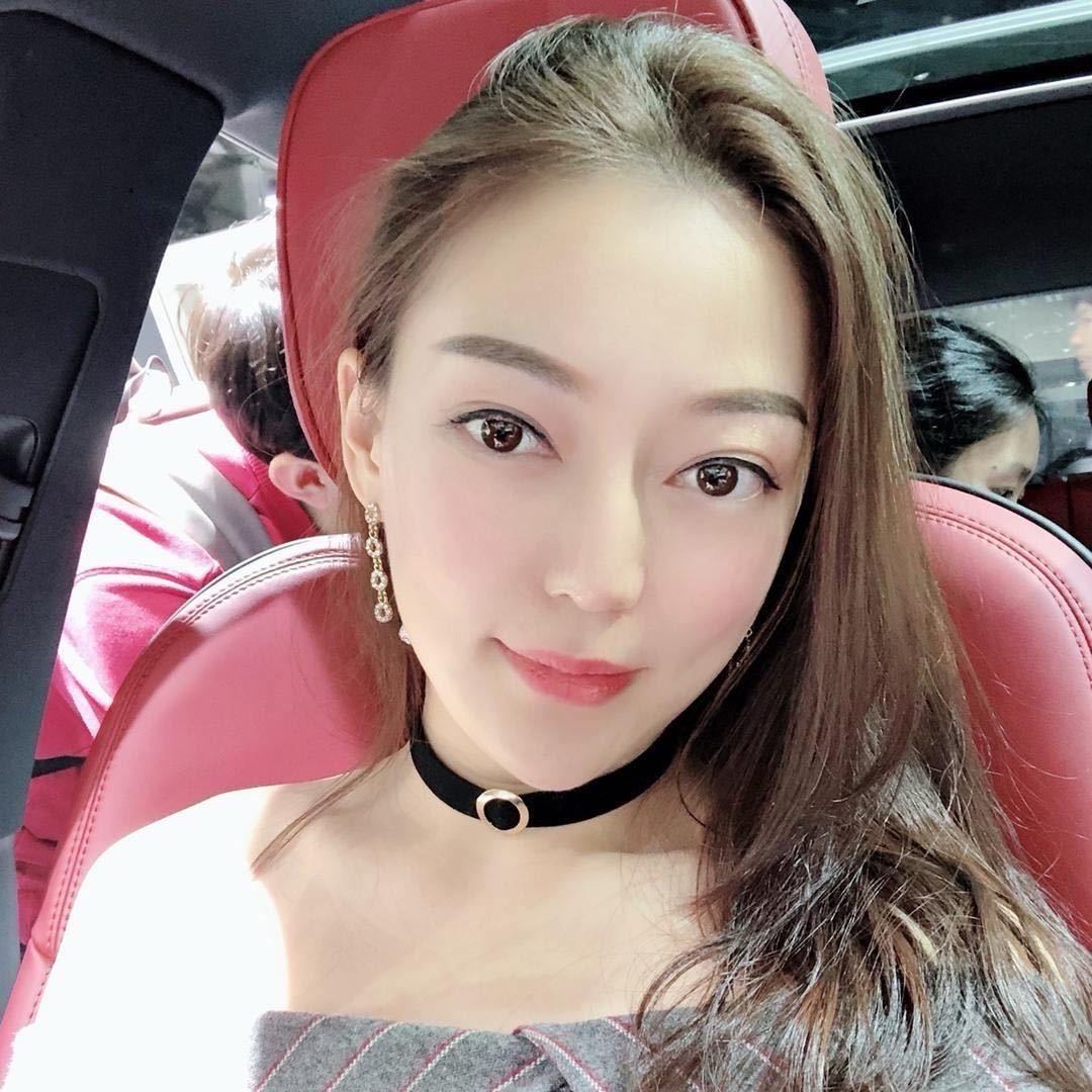 甜甜-直播爆单九连鞭