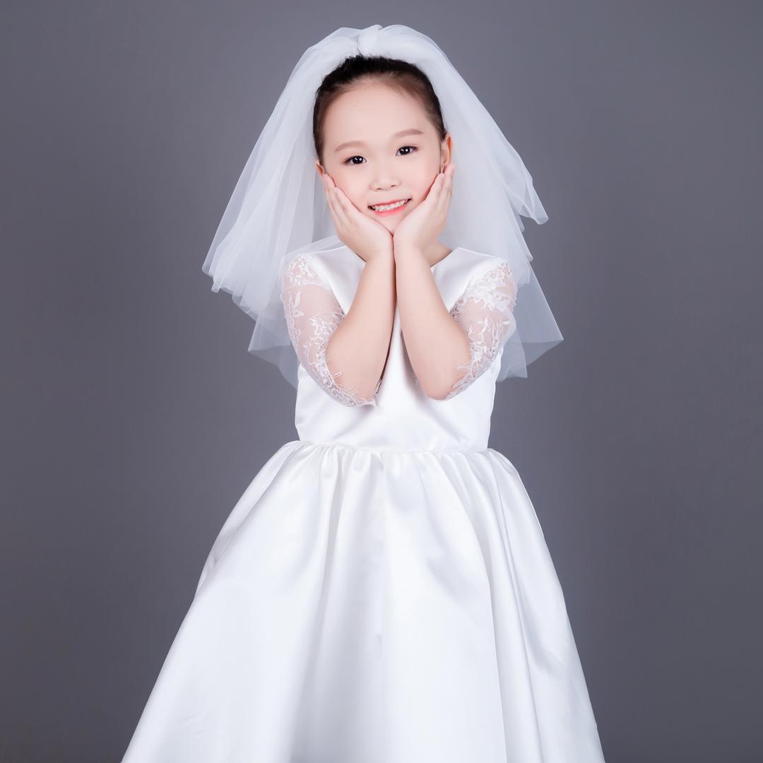 卖水果的小姐姐