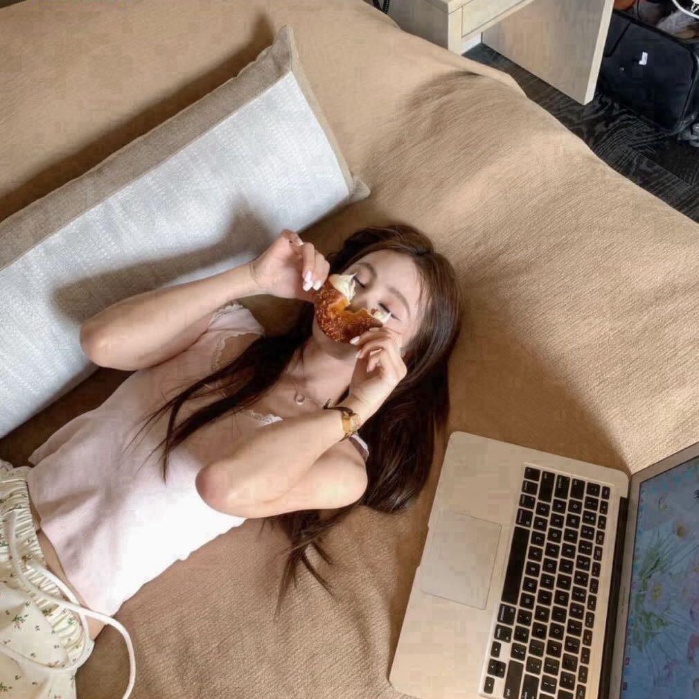 爱丽不丽