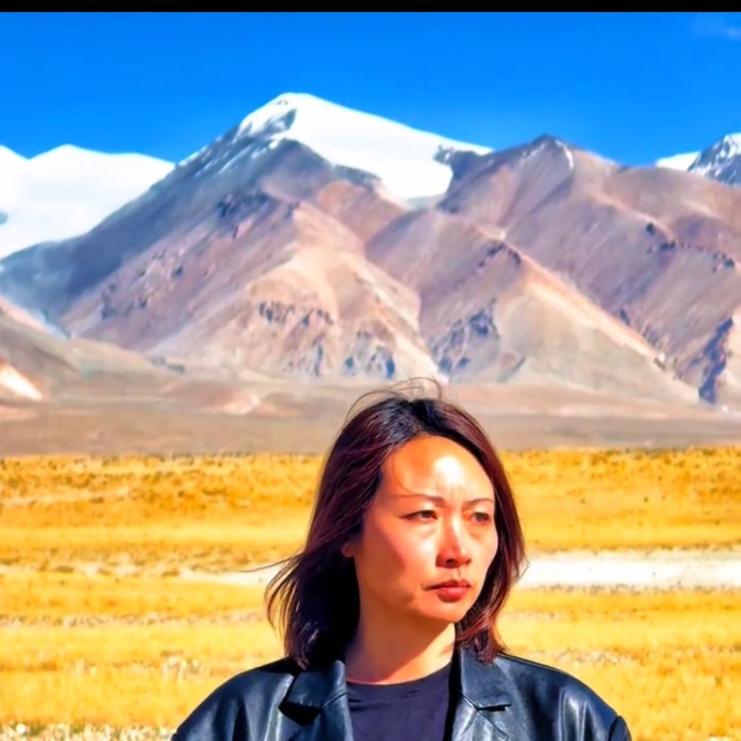 丁叶子墨