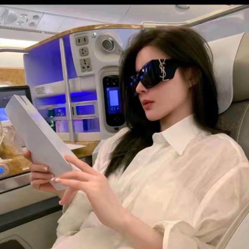 啊双ASfo轻奢女装