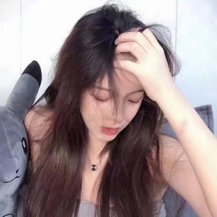 路灯下的光
