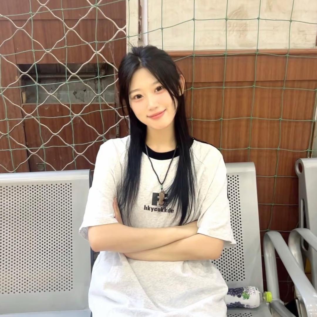 清纯女大