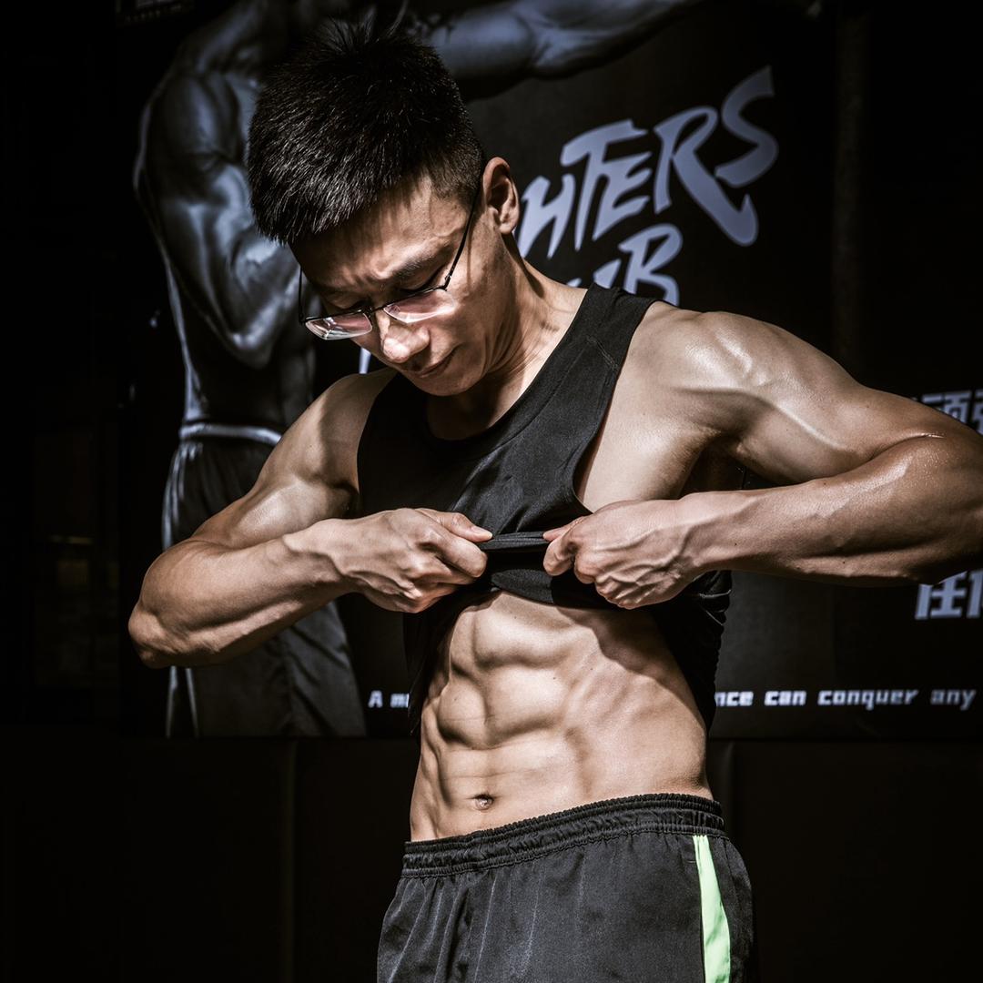 身材修“减”师 梁政杰