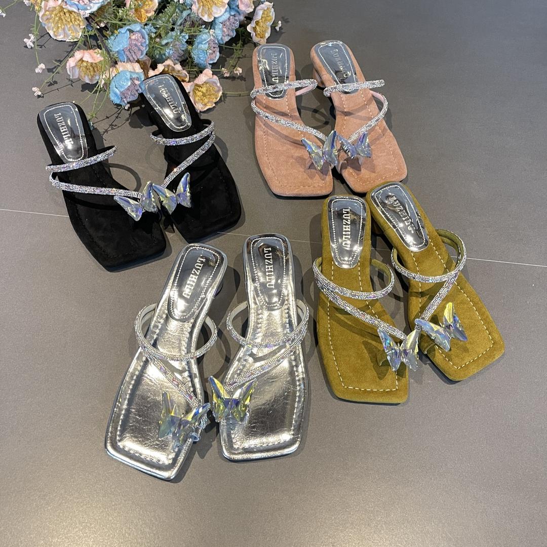 邱洁依女鞋工厂店