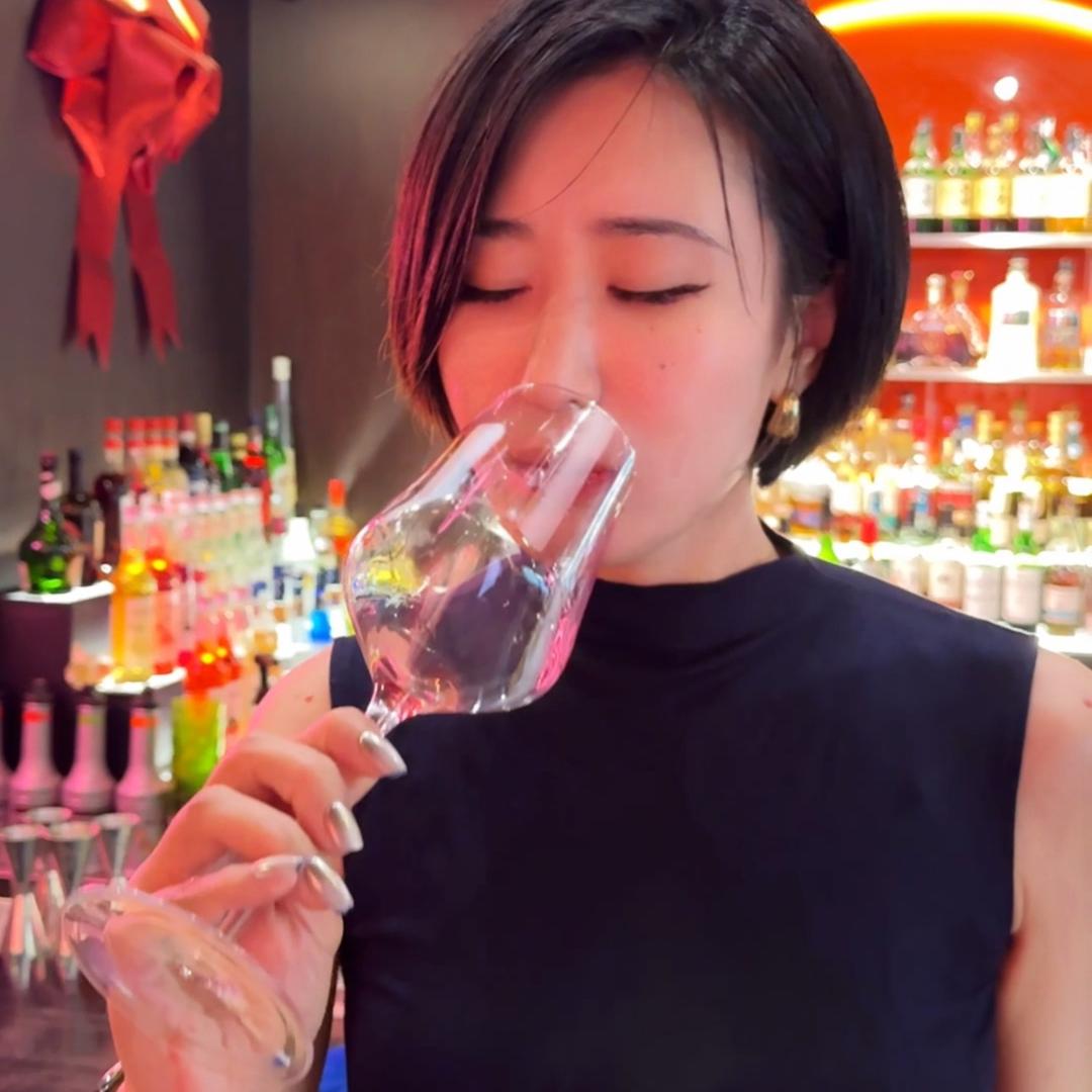 乔杯杯有酒