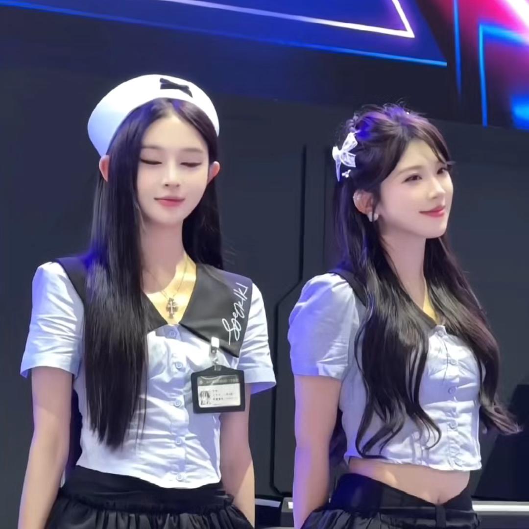 AAA 商K预定小刘