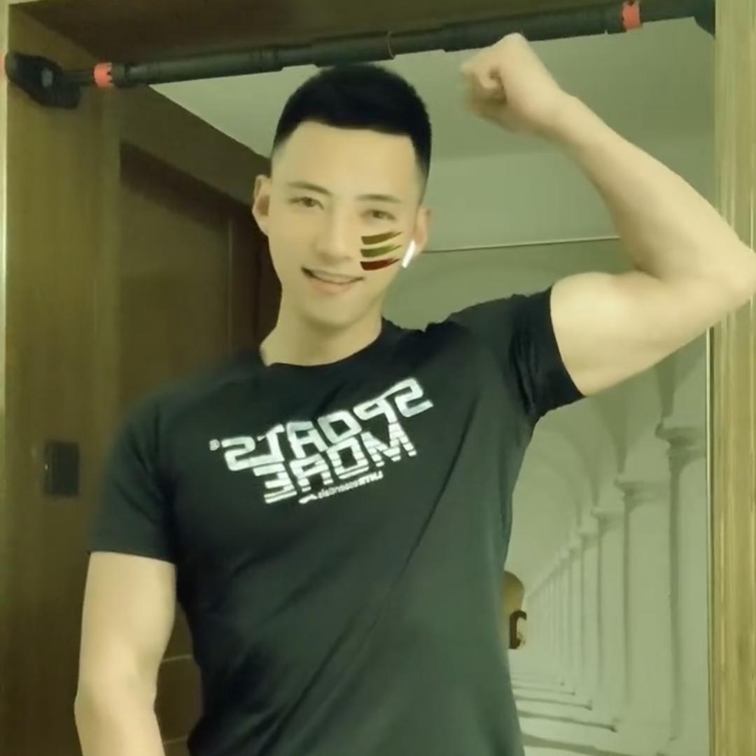建德小俞
