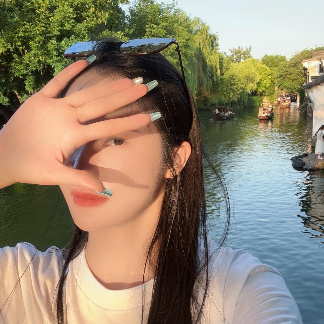 不晚🌻