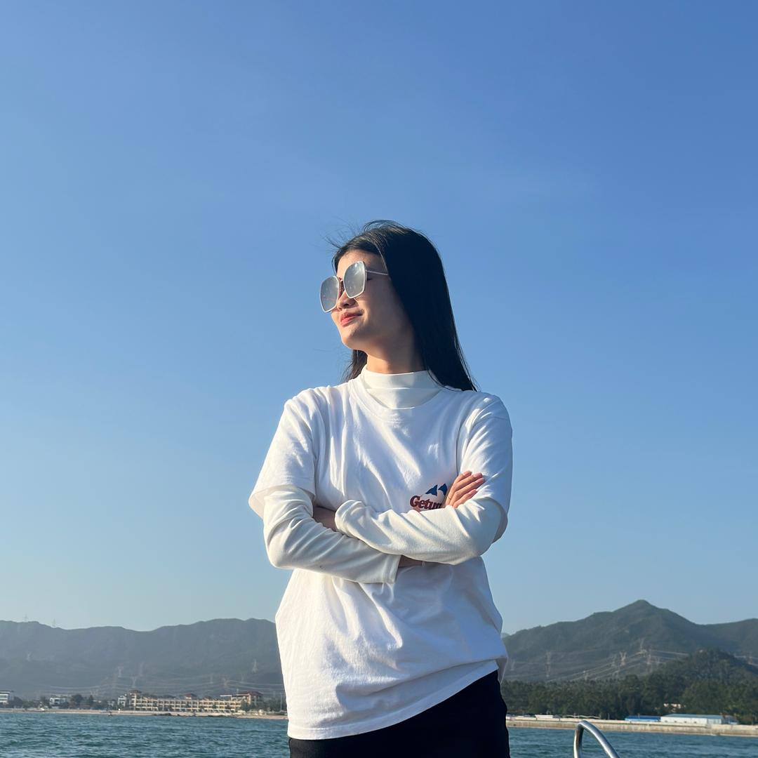 小梁咯