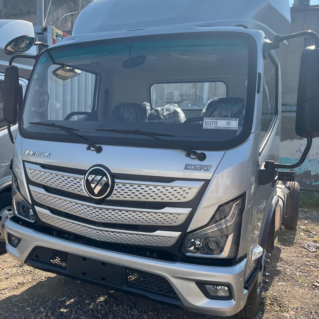 福田欧马可油车，新能源，LNG领航大G6