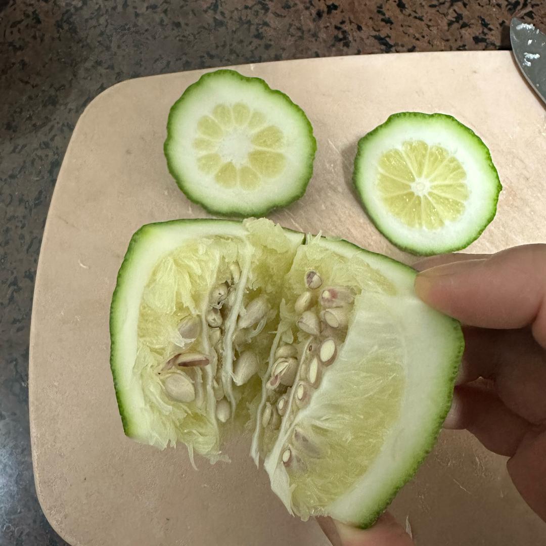 多籽柠檬