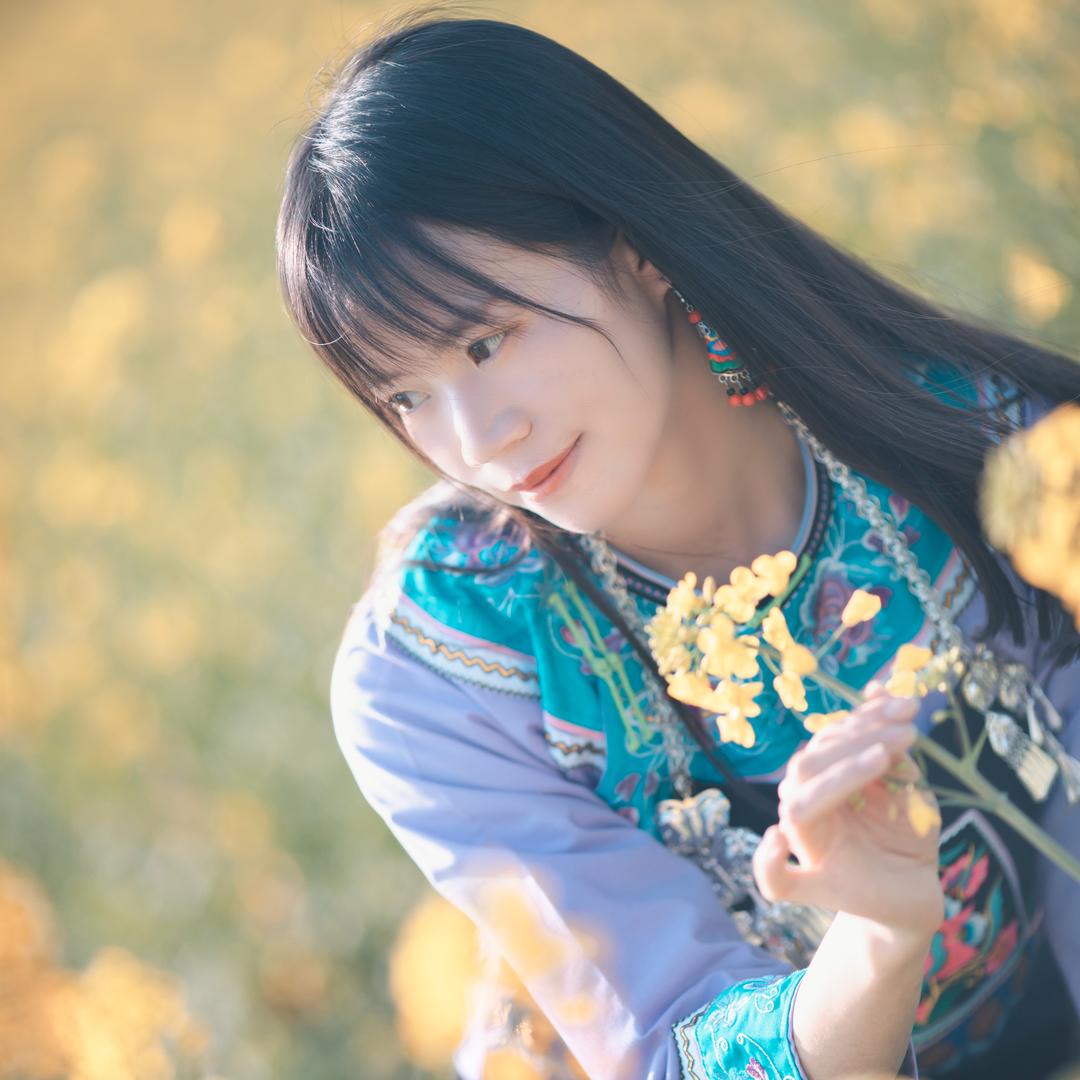 韦一一（10月13生日🎂）