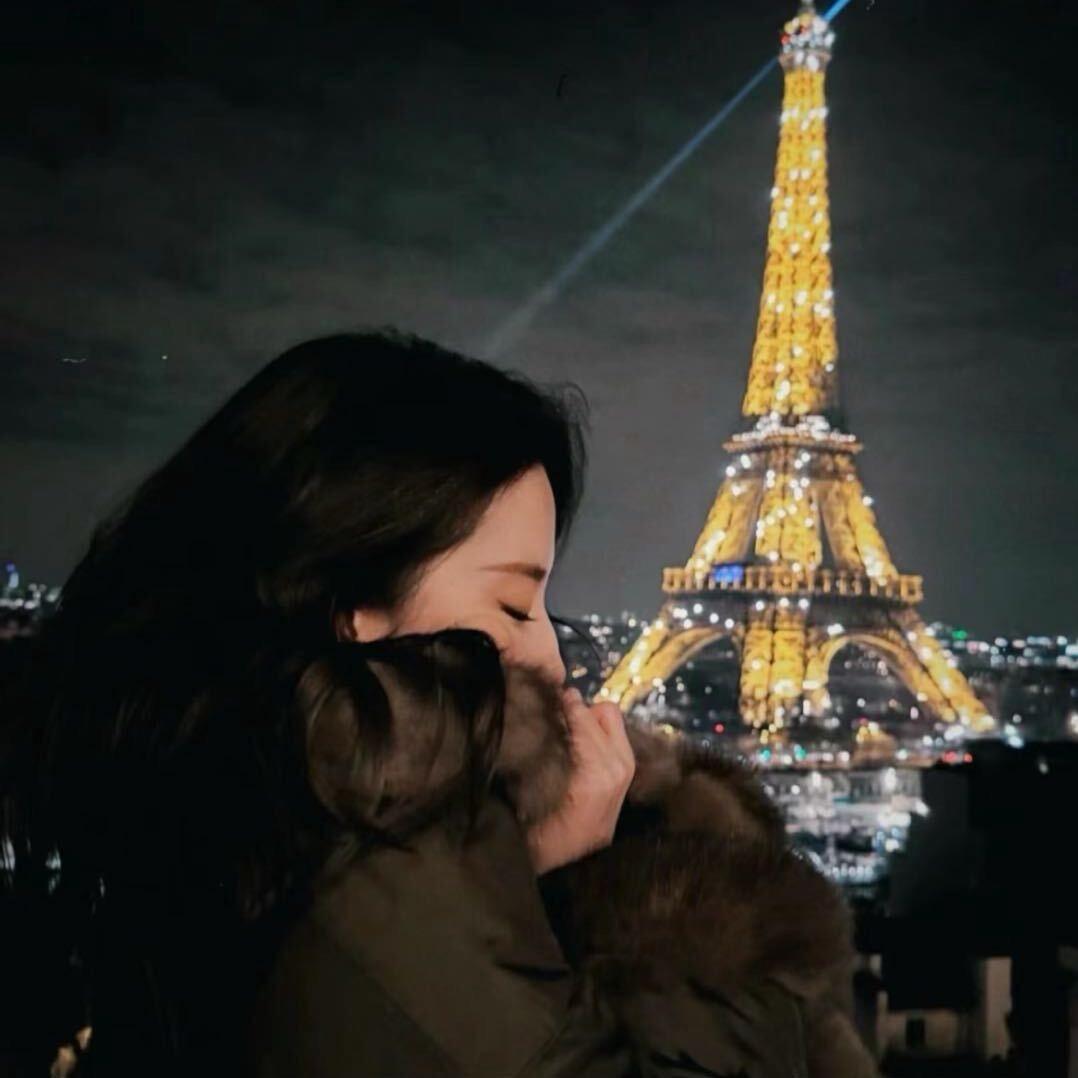 小晗☁️