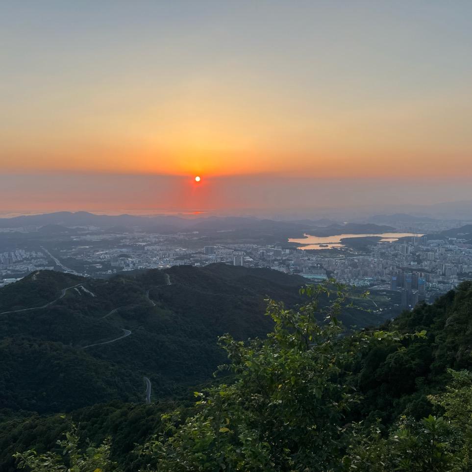 坡脚