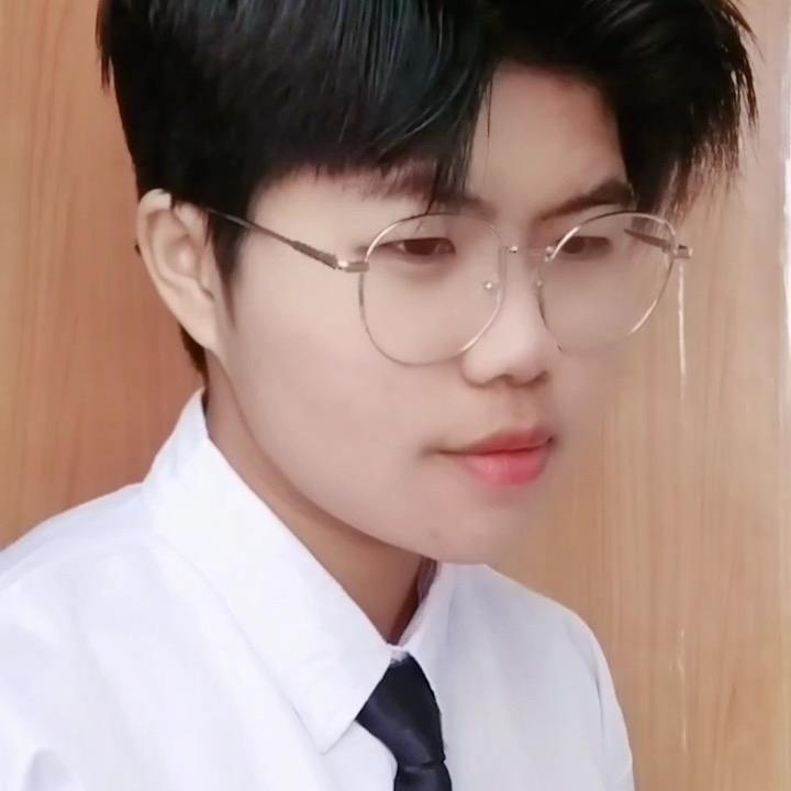 .👑Chit Min Ko Ko🍀