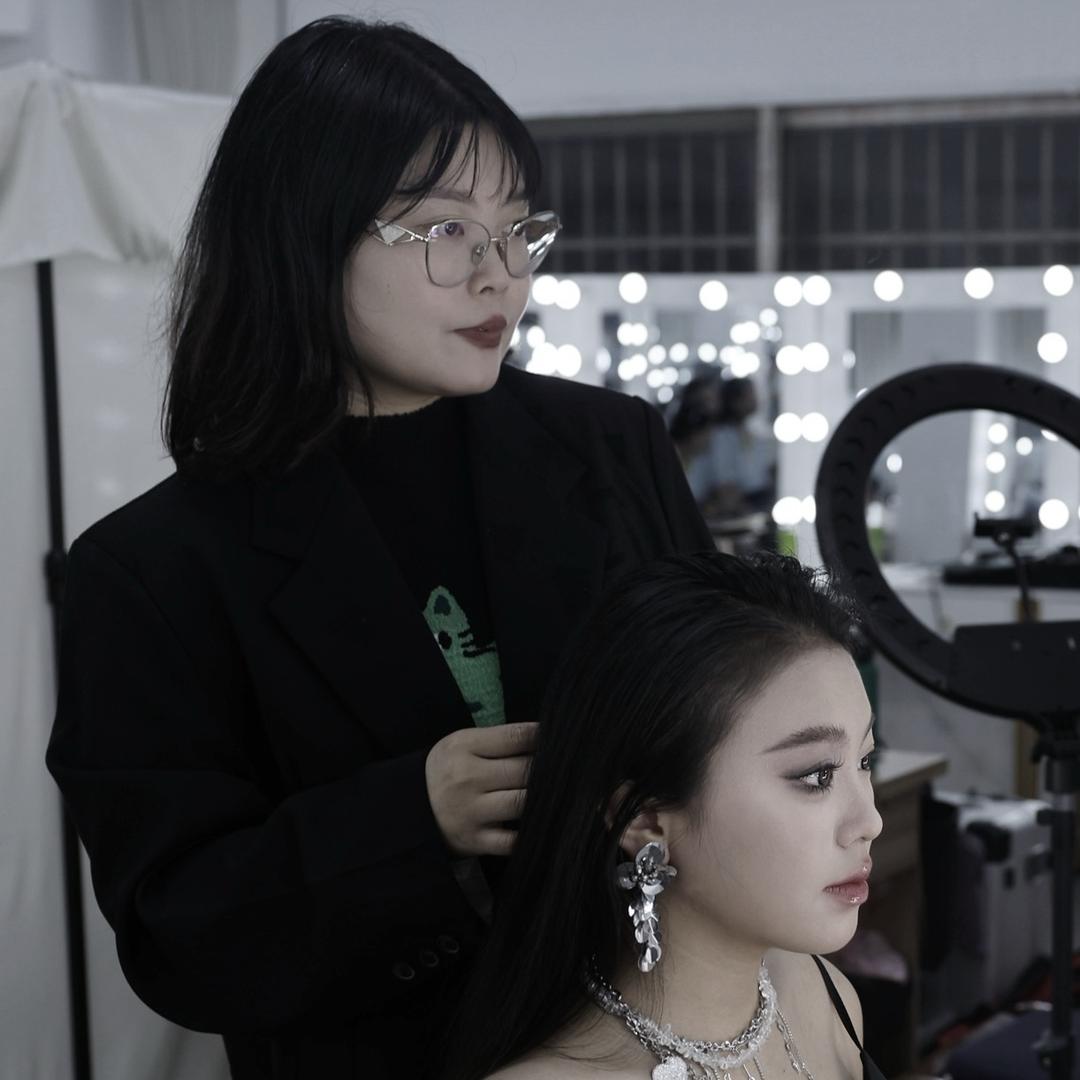 丰城化妆师昕昕-觅风美学