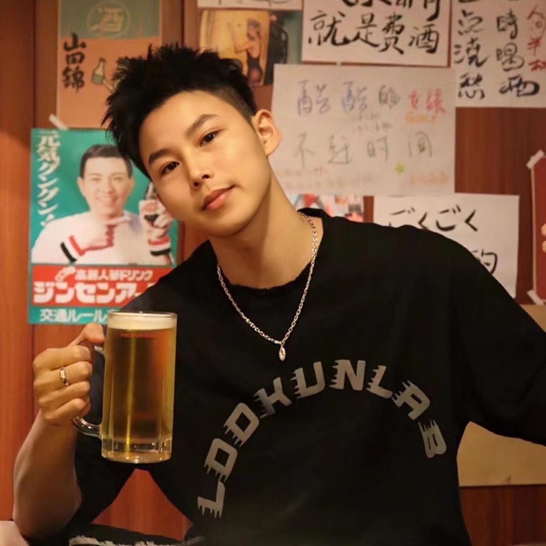 上海减龄发型设计（档期较满）