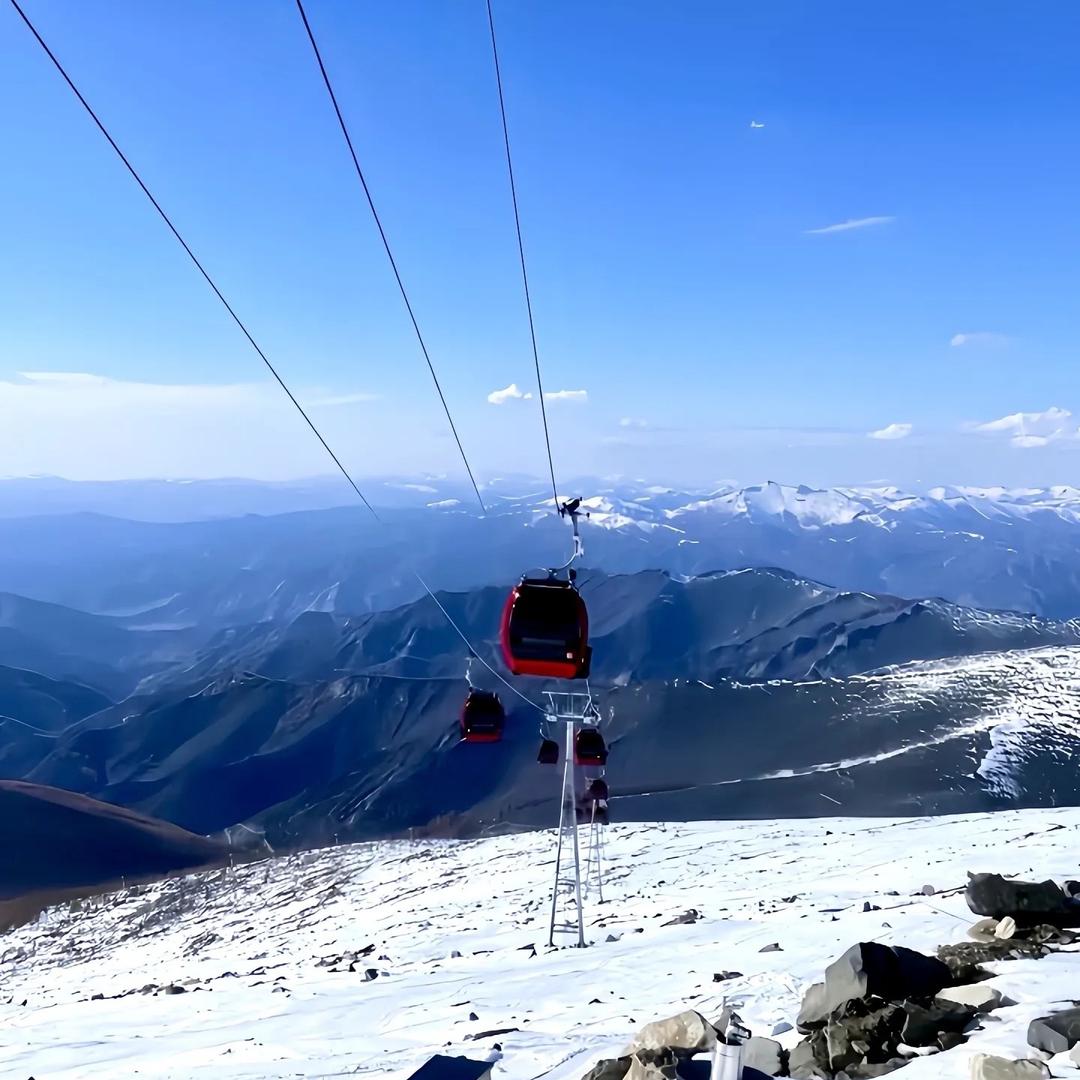 亚布力滑雪月姐雪服