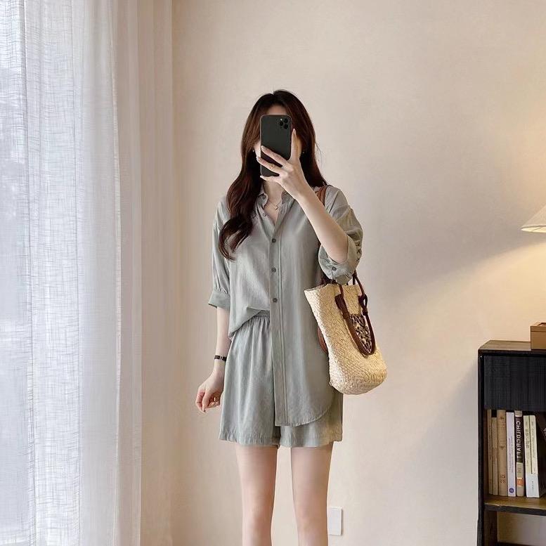 哆啦暮小个子女装服饰