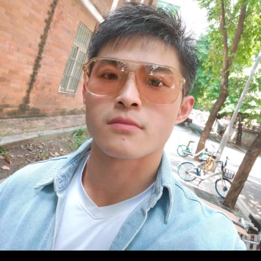 鱼洋洋