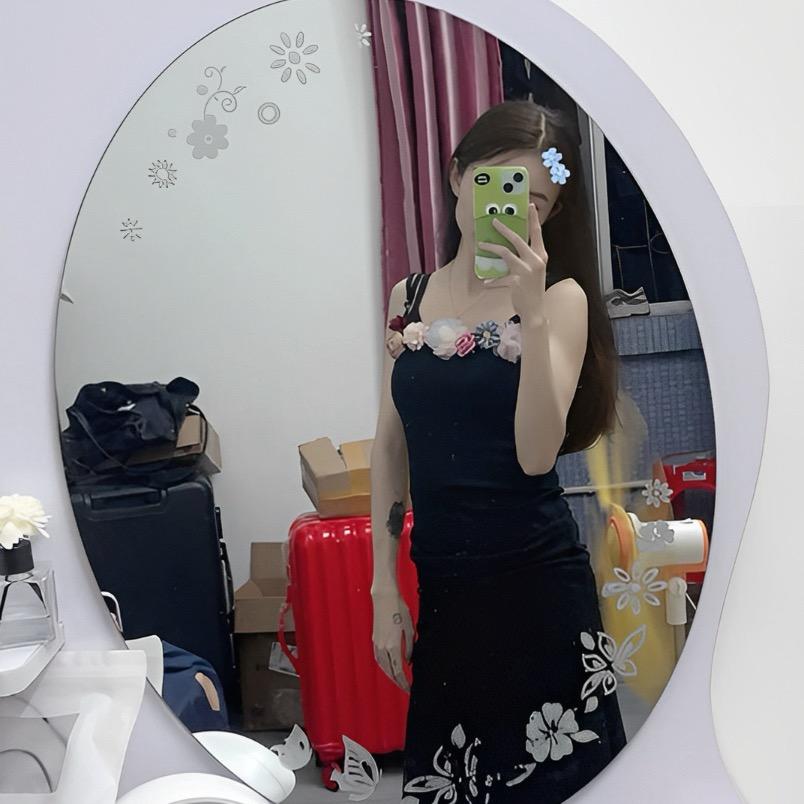 诺诺吖.