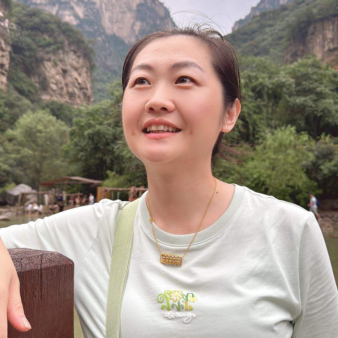 大婷不玉立