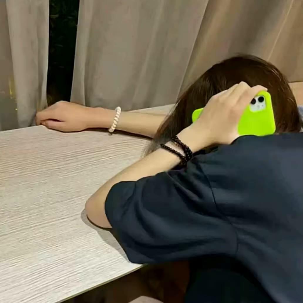 莹莹少女内衣