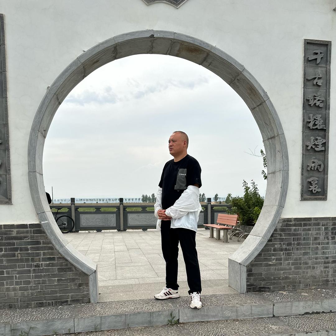 蚂蚱史宾格犬繁育