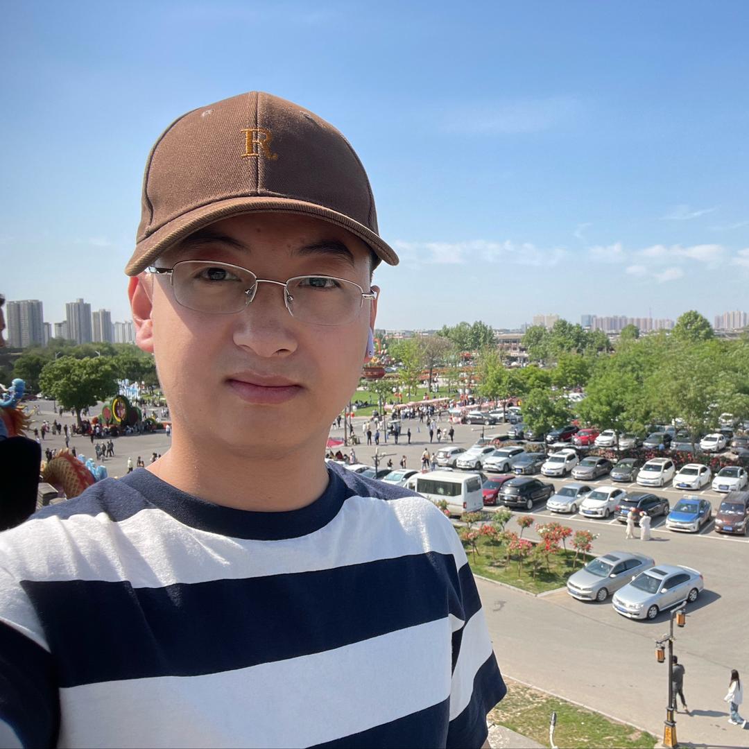 郭雅丽家司机-小毅