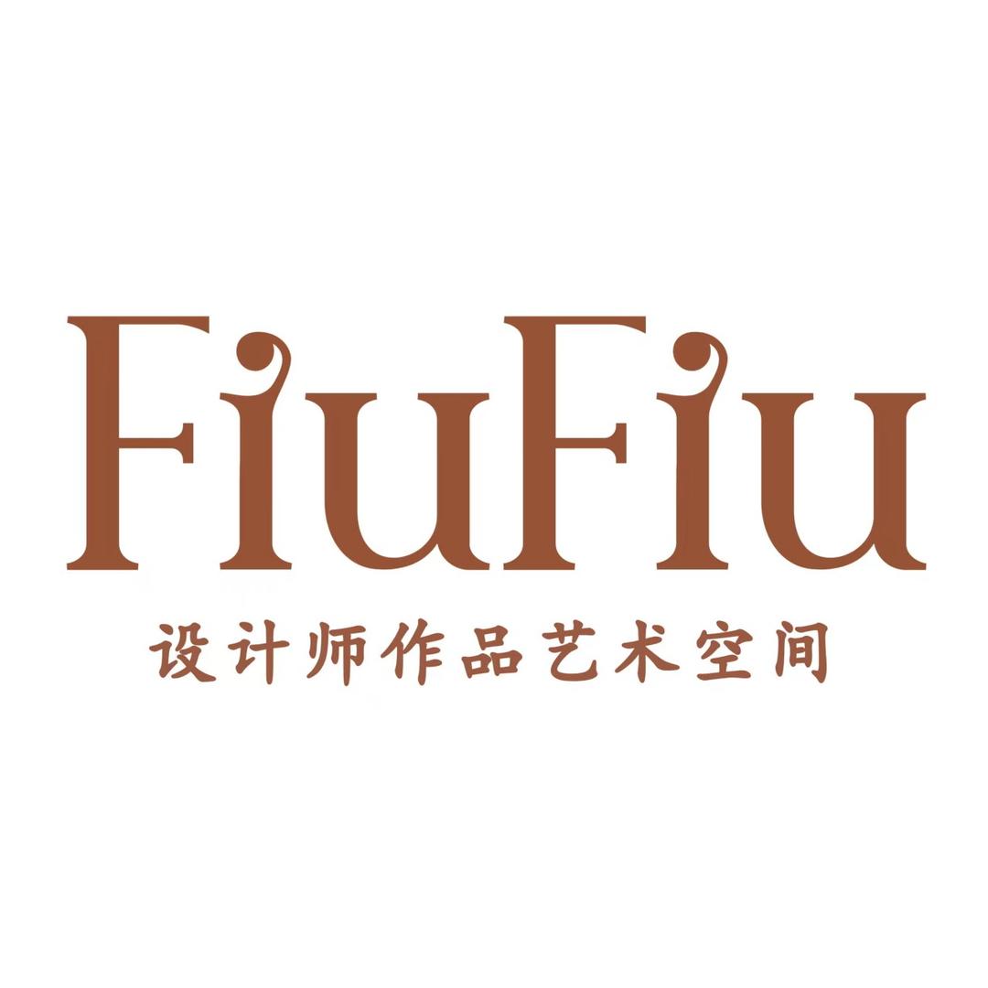FiuFiu高奢女装店搭配师薛薛