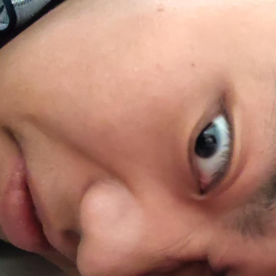 不会跨左腿🦵