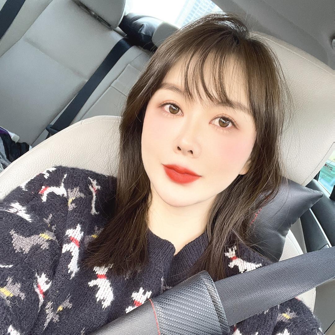 五华区飞儿女装