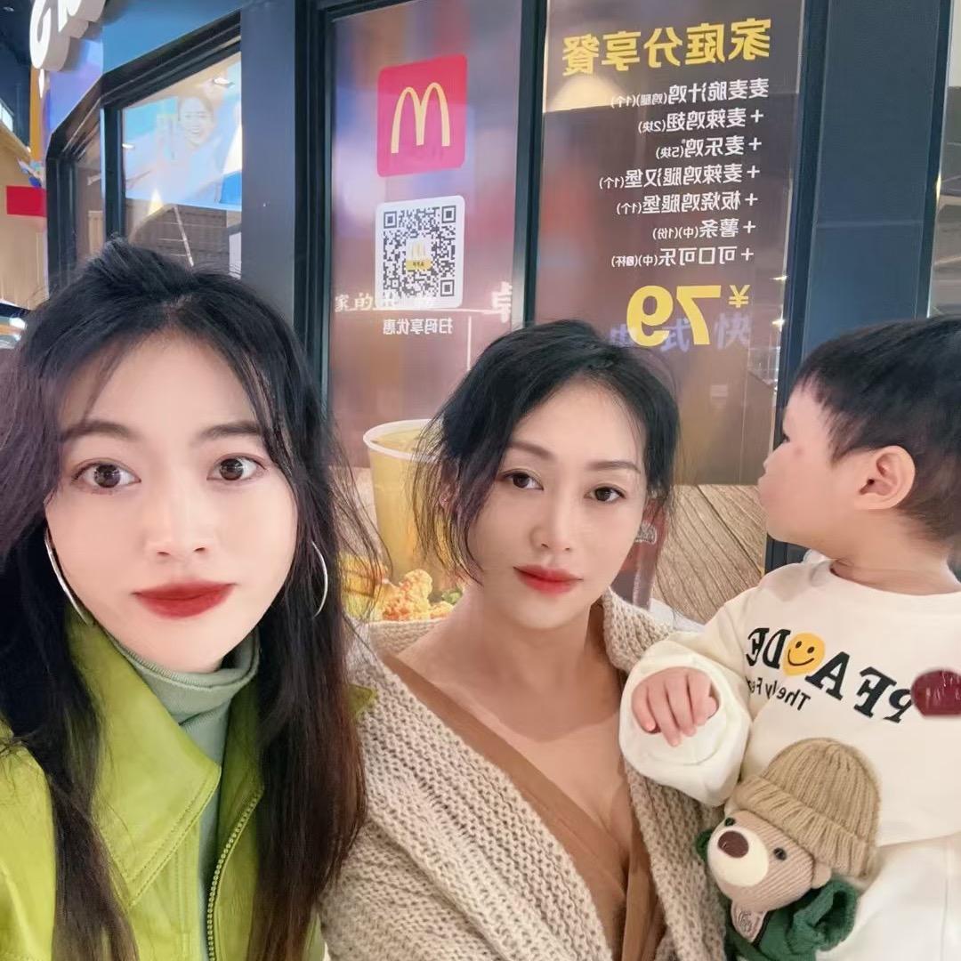 天水姐妹👭在南京