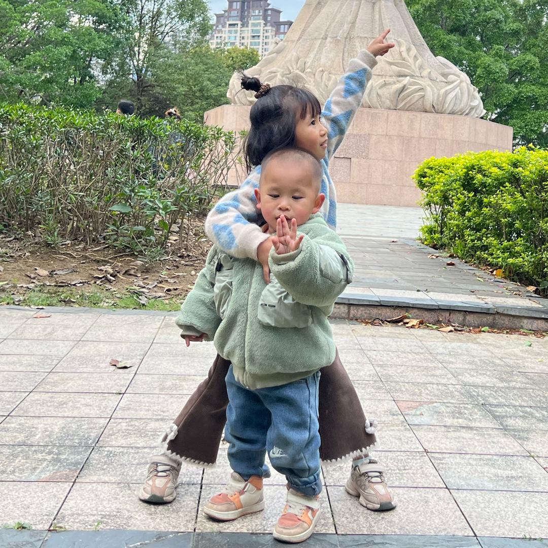 一一和她的弟弟