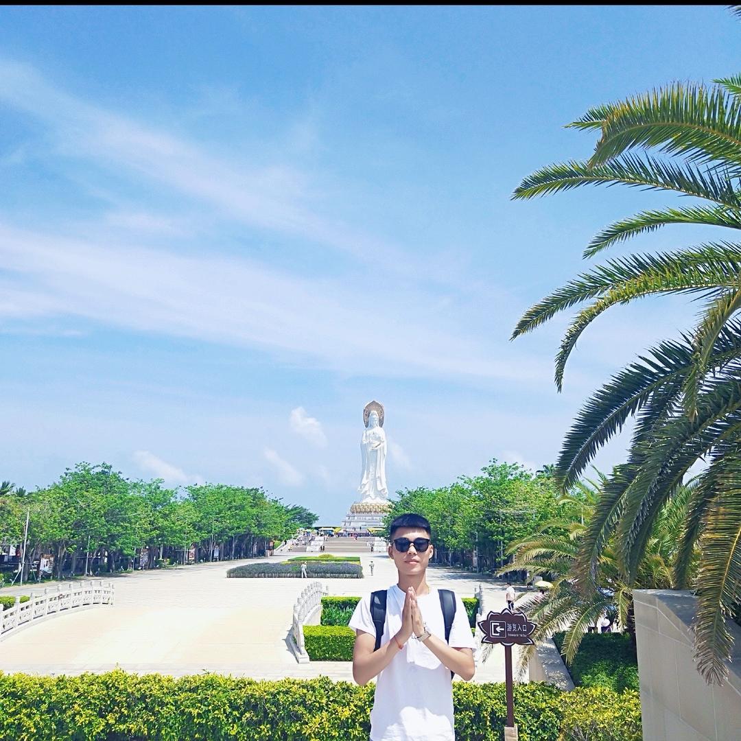 刘爽。