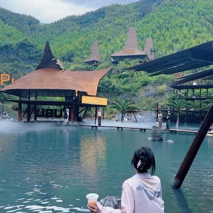 星巴克咖啡寻麦当劳🍔