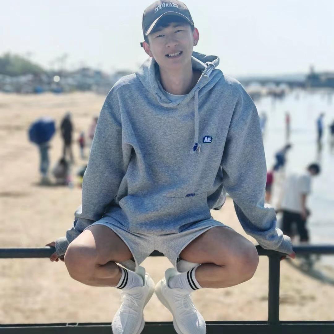 Dragons小叔🌈🌈🌈