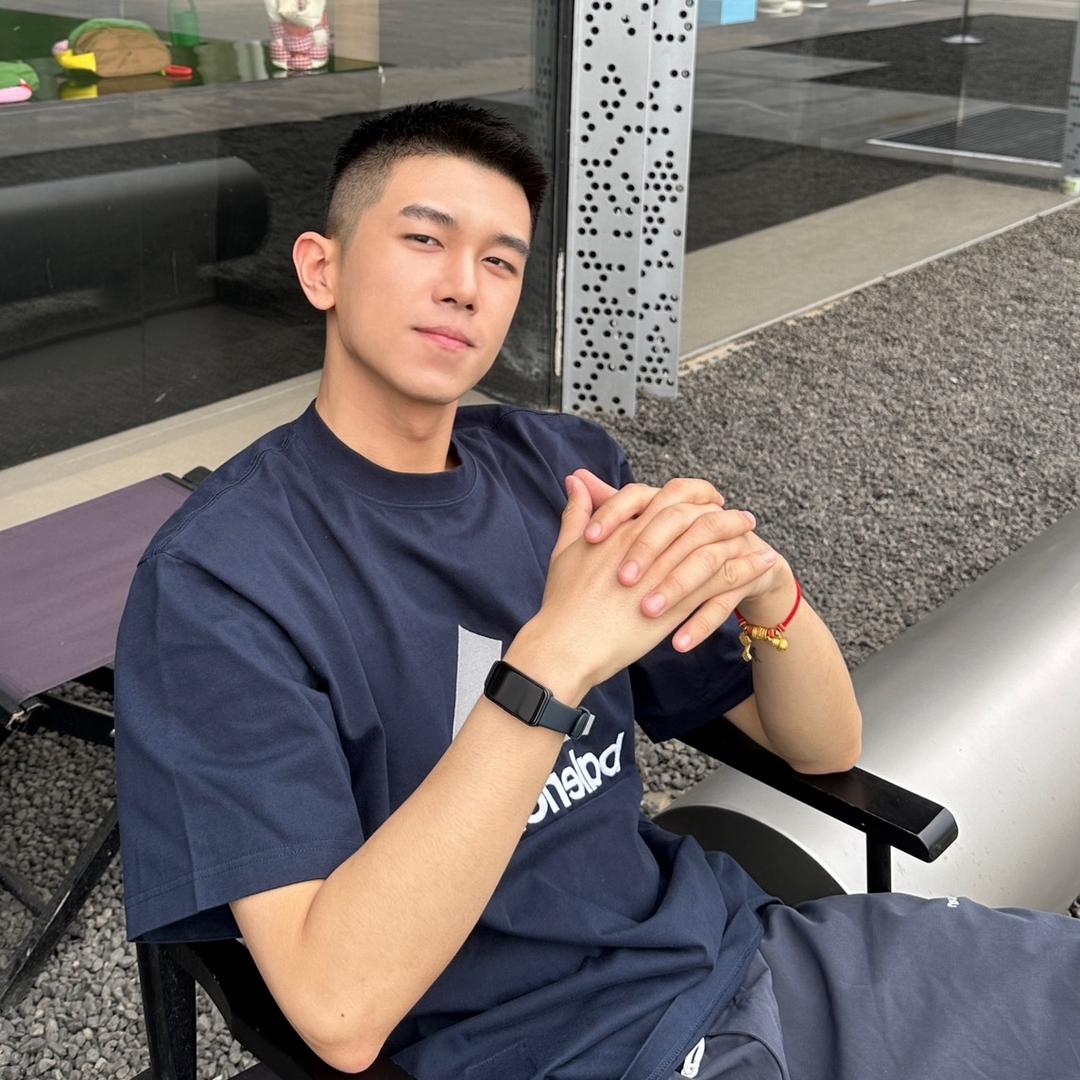 杨坚强