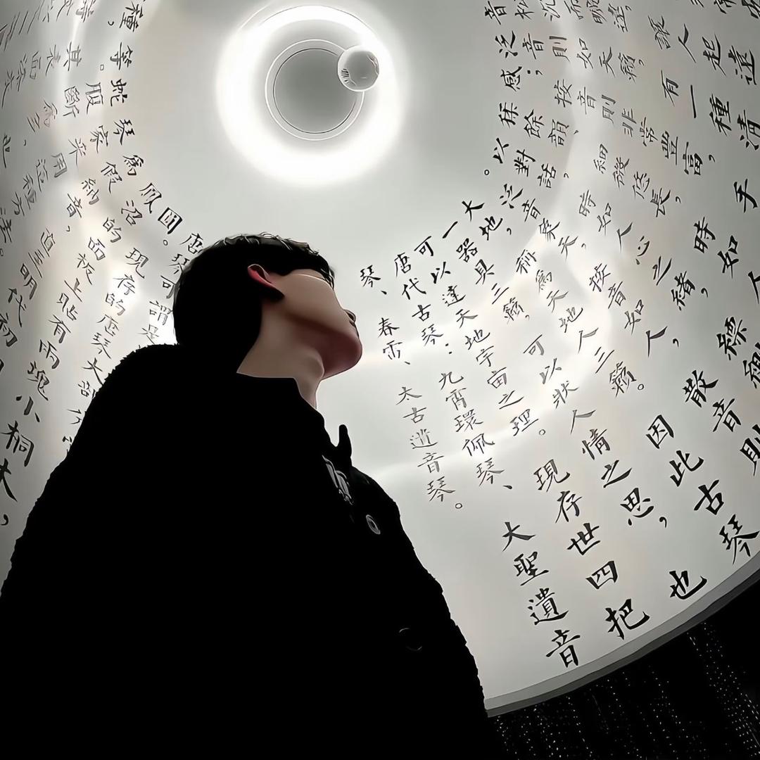 做一个爱笑的小胖子