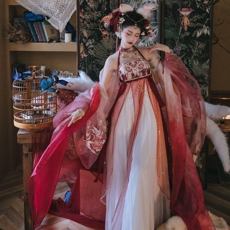 曹县绣慕坊汉服店